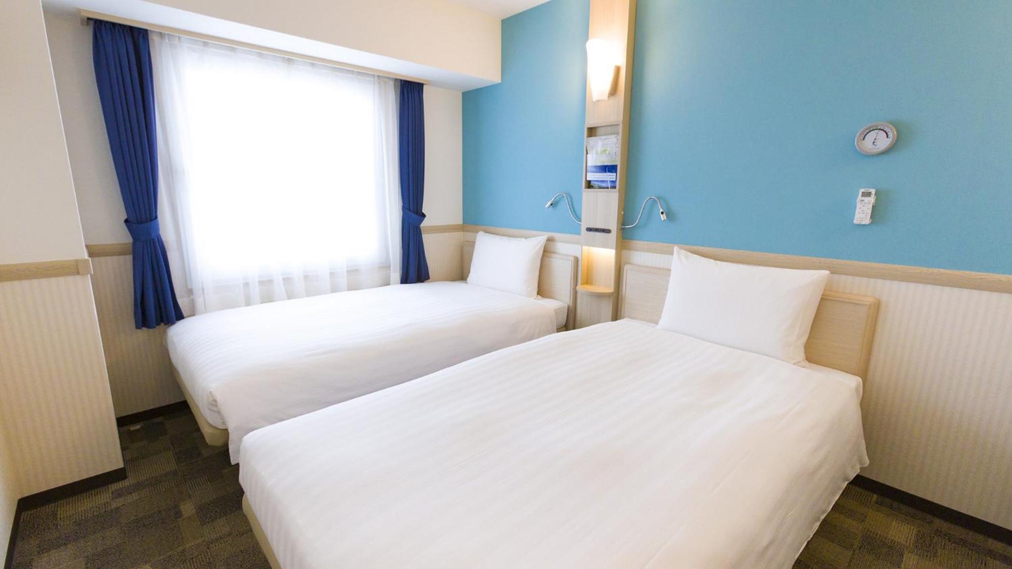 Toyoko Inn Chofu Keio Sen Fuda Eki Rum bild